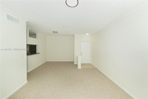 Condo in Sunny Isles Beach, Florida, 1 bedroom  № 2042970 - photo 4