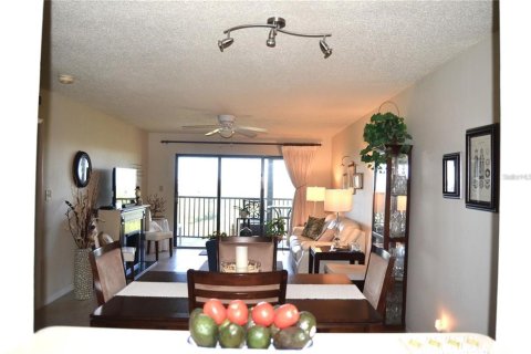 Condominio en venta en Saint Petersburg, Florida, 2 dormitorios, 118.91 m2 № 1899161 - foto 14