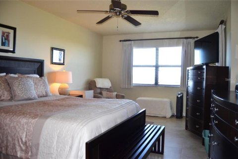 Condominio en venta en Saint Petersburg, Florida, 2 dormitorios, 118.91 m2 № 1899161 - foto 17
