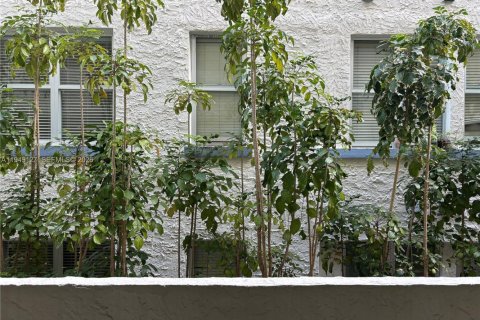 Copropriété à vendre à Miami Beach, Floride: 1 chambre, 63.64 m2 № 2004891 - photo 14