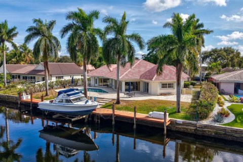 Villa ou maison à vendre à Fort Lauderdale, Floride: 3 chambres, 240.06 m2 № 1949576 - photo 1