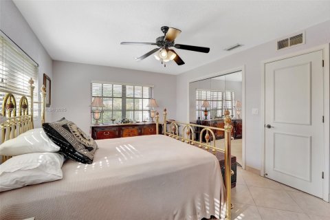 Villa ou maison à vendre à Fort Lauderdale, Floride: 3 chambres, 240.06 m2 № 1949576 - photo 19