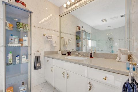 Villa ou maison à vendre à Fort Lauderdale, Floride: 3 chambres, 240.06 m2 № 1949576 - photo 9