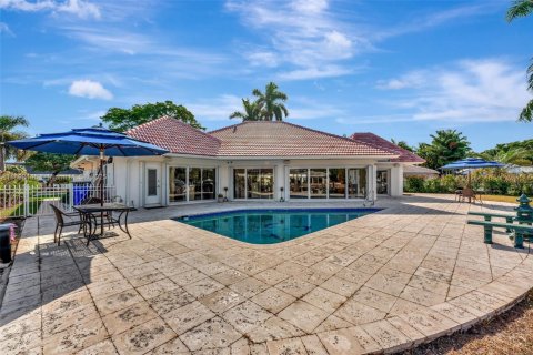 Villa ou maison à vendre à Fort Lauderdale, Floride: 3 chambres, 240.06 m2 № 1949576 - photo 21