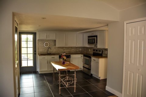 House in Winter Garden, Florida 3 bedrooms, 141.21 sq.m. № 1904482 - photo 5