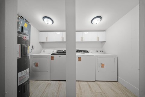 Купить виллу или дом в Стьюарт, Флорида 6 комнат, 156.26м2, № 2179152 - фото 28