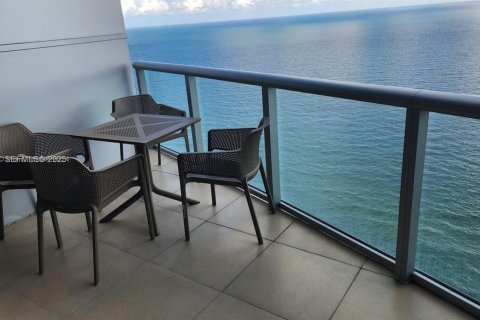 Снять в аренду кондоминиум в Санни-Айлс-Бич, Флорида 3 спальни, 179.02м2, № 2034259 - фото 14