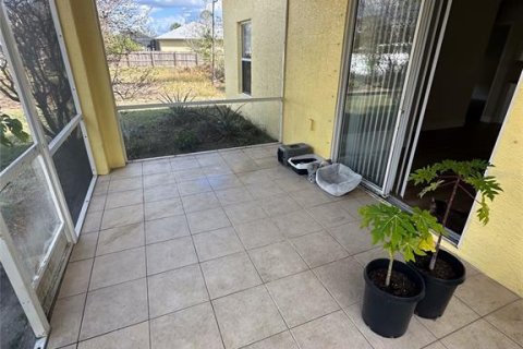 Villa ou maison à louer à North Port, Floride: 3 chambres, 180.32 m2 № 2280144 - photo 12
