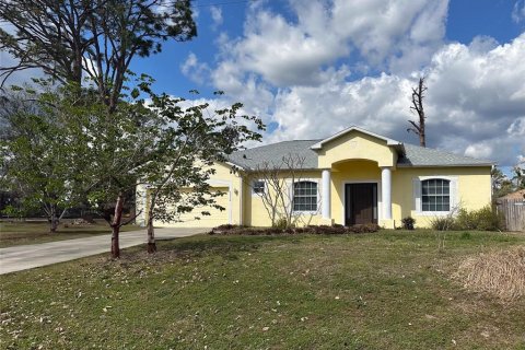 House in North Port, Florida 3 bedrooms, 180.32 sq.m. № 2280144