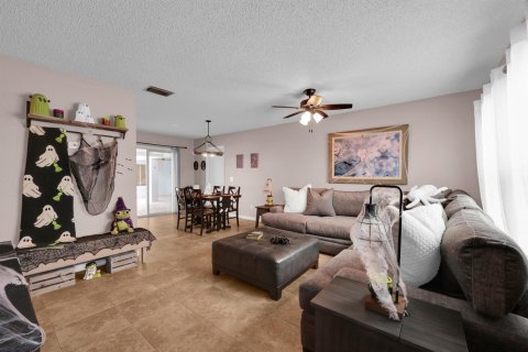 Villa ou maison à vendre à Port St. Lucie, Floride: 3 chambres, 176.14 m2 № 2407497 - photo 7
