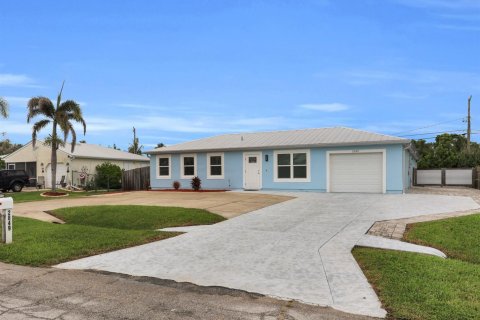 Villa ou maison à Port St. Lucie, Floride 3 chambres, 176.14 m2 № 2407497
