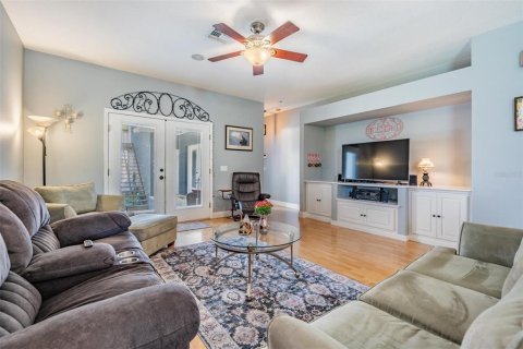 Villa ou maison à vendre à New Port Richey, Floride: 4 chambres, 193.79 m2 № 1791546 - photo 5