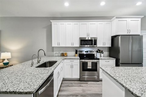 Casa en venta en Winter Haven, Florida, 3 dormitorios, 150.69 m2 № 1910850 - foto 7