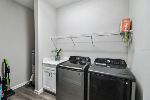 Casa en venta en Winter Haven, Florida, 3 dormitorios, 150.69 m2 № 1910850 - foto 19