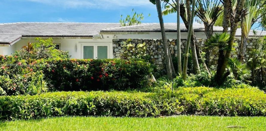 Casa en Coral Gables, Florida 5 dormitorios, 304.25 m2 № 1960468