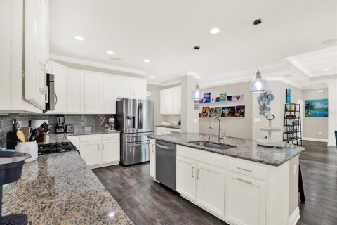 Villa ou maison à vendre à Apollo Beach, Floride: 4 chambres, 271.37 m2 № 1843259 - photo 8