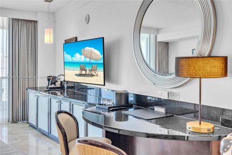 Copropriété à vendre à Miami Beach, Floride: 2 chambres, 139.54 m2 № 1961758 - photo 17
