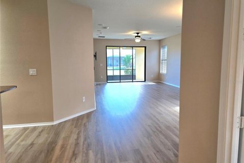 Casa en alquiler en Apollo Beach, Florida, 2 dormitorios, 141.49 m2 № 2110647 - foto 9