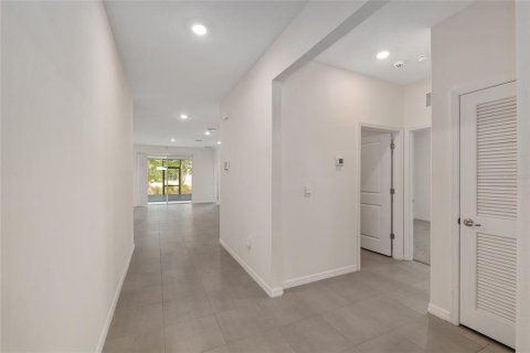 Casa en venta en Ocala, Florida, 4 dormitorios, 188.96 m2 № 1751368 - foto 16