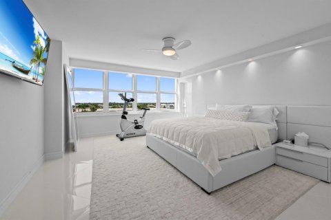 Condo in Boca Raton, Florida, 3 bedrooms № 2081997 - photo 22