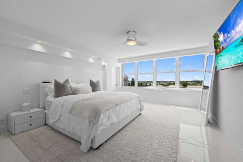 Condo in Boca Raton, Florida, 3 bedrooms № 2081997 - photo 18