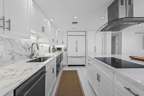 Condo in Boca Raton, Florida, 3 bedrooms № 2081997 - photo 10