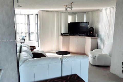 Купить кондоминиум в Авентура, Флорида 3 спальни, 157.38м2, № 1760989 - фото 9