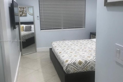 Copropriété à louer à Miami Beach, Floride: 1 chambre, 54.72 m2 № 1982992 - photo 10