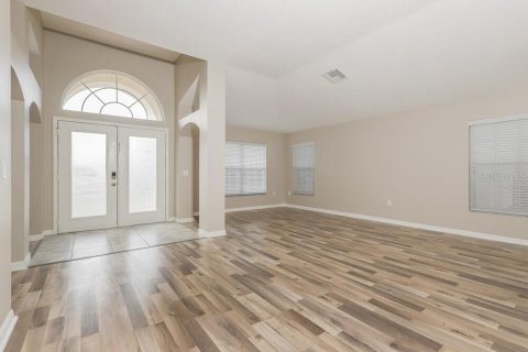 Villa ou maison à louer à Lakeland, Floride: 3 chambres, 191.56 m2 № 2100434 - photo 3