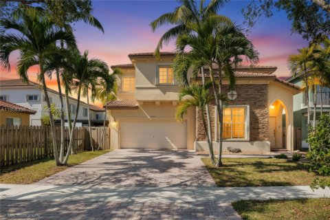 Купить виллу или дом в Катлер-Бей, Флорида 4 спальни, 225.66м2, № 2023905 - фото 30