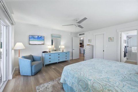Copropriété à vendre à Sarasota, Floride: 2 chambres, 108.88 m2 № 2206382 - photo 20