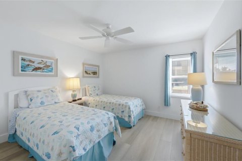 Copropriété à vendre à Sarasota, Floride: 2 chambres, 108.88 m2 № 2206382 - photo 22