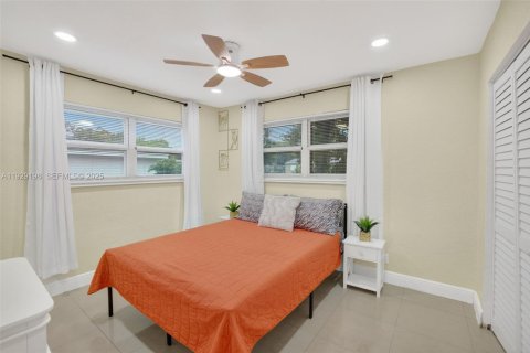 House in Dania Beach, Florida 3 bedrooms, 121.7 sq.m. № 1989331 - photo 29