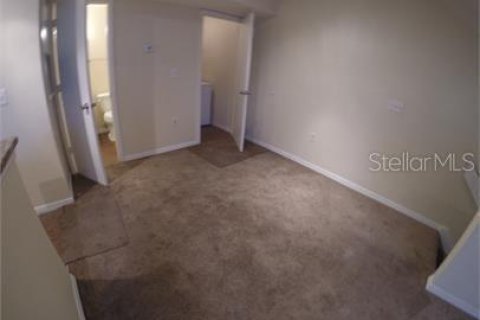 Condo in Kissimmee, Florida, 3 bedrooms № 2239198 - photo 10