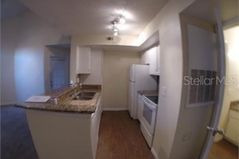 Condo in Kissimmee, Florida, 3 bedrooms № 2239198 - photo 6