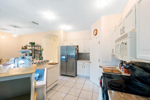 Casa en venta en Holiday, Florida, 3 dormitorios, 168.99 m2 № 1903498 - foto 2