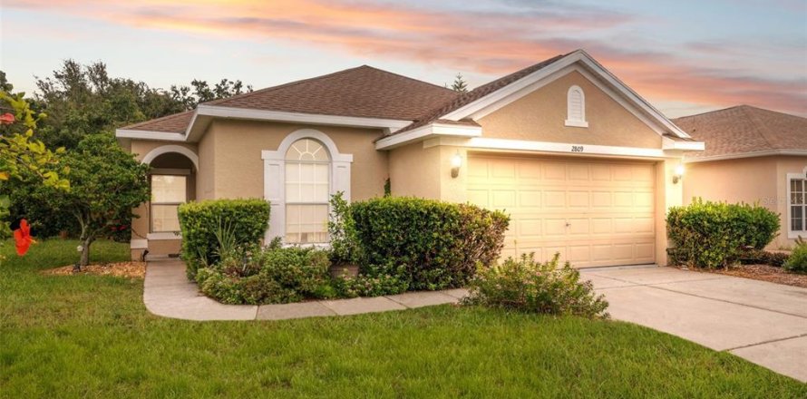Casa en Holiday, Florida 3 dormitorios, 168.99 m2 № 1903498
