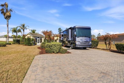 Casa en Polk City, Florida 1 dormitorio, 42.27 m2 № 2329133
