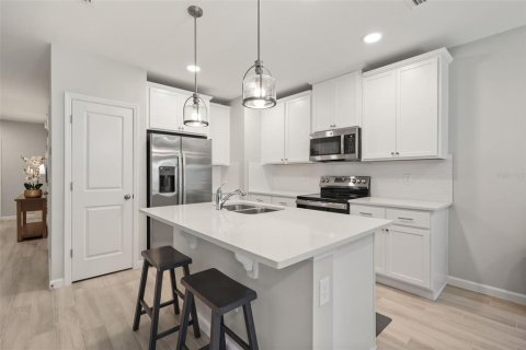 Townhouse in Orlando, Florida 3 bedrooms, 134.8 sq.m. № 2221582 - photo 7