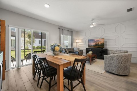 Townhouse in Orlando, Florida 3 bedrooms, 134.8 sq.m. № 2221582 - photo 4