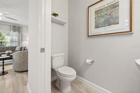Townhouse in Orlando, Florida 3 bedrooms, 134.8 sq.m. № 2221582 - photo 12
