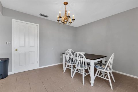 Villa ou maison à vendre à Port Charlotte, Floride: 2 chambres, 154.12 m2 № 2157462 - photo 22