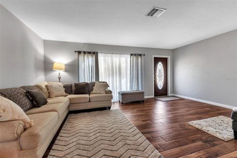 Villa ou maison à vendre à Port Charlotte, Floride: 2 chambres, 154.12 m2 № 2157462 - photo 5