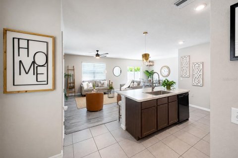 Casa en venta en Sun City Center, Florida, 4 dormitorios, 216.28 m2 № 2383870 - foto 6