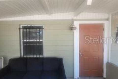 Propiedad comercial en venta en Tampa, Florida, 5 dormitorios, 131.74 m2 № 2285002 - foto 16