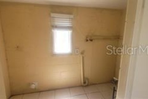 Propiedad comercial en venta en Tampa, Florida, 5 dormitorios, 131.74 m2 № 2285002 - foto 27