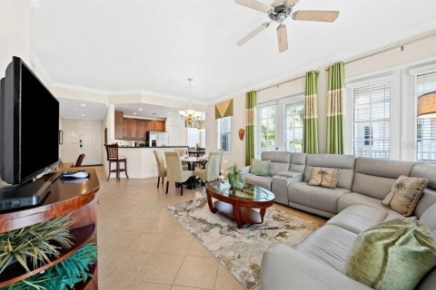 Copropriété à vendre à Four Corners, Floride: 3 chambres, 131.83 m2 № 2420414 - photo 3