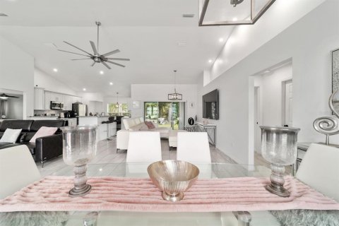 Casa en venta en Ocala, Florida, 3 dormitorios, 164.81 m2 № 1852874 - foto 19