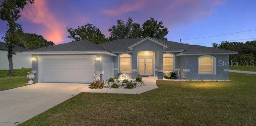 Casa en Ocala, Florida 3 dormitorios, 164.81 m2 № 1852874