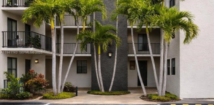 Кондоминиум с 1 спальней в Майами, Флорида № 1998534